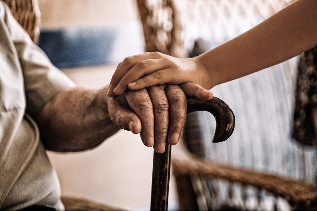 ¡Ojo a las caídas en adultos mayores!