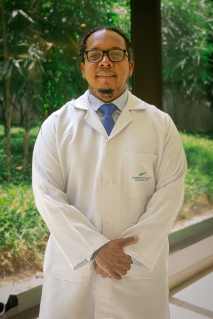 Harlins  Keines Víctor Gómez