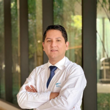 dr-camilo-ayala